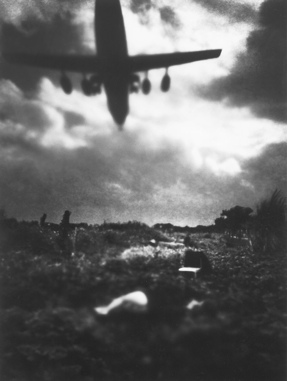 作品-黑白-飛機-裸女 作品-黑白-飛機-裸女