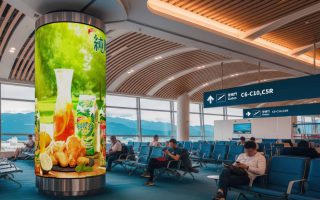 桃園機場柱體LED顯示屏-1 桃園機場柱體LED顯示屏-1